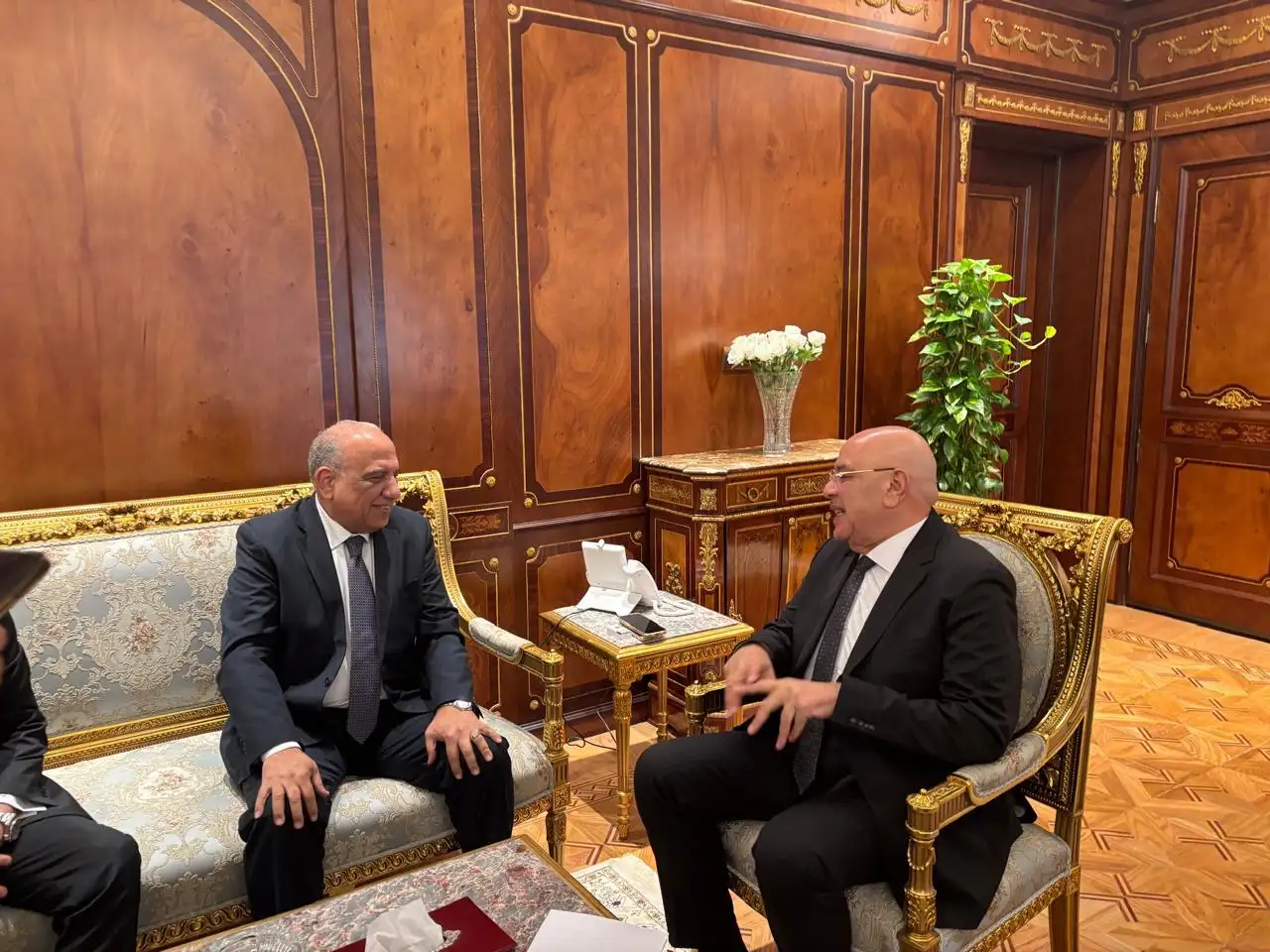 ''وزير الكهرباء'' يلتقي ''رئيس مجلس النواب'' في إطار التنسيق الدائم وشرح استراتيجية العمل لضمان أمن واستدامة الطاقة الكهربائية والارتقاء بمستوى الخدمات المقدمة للمواطنين