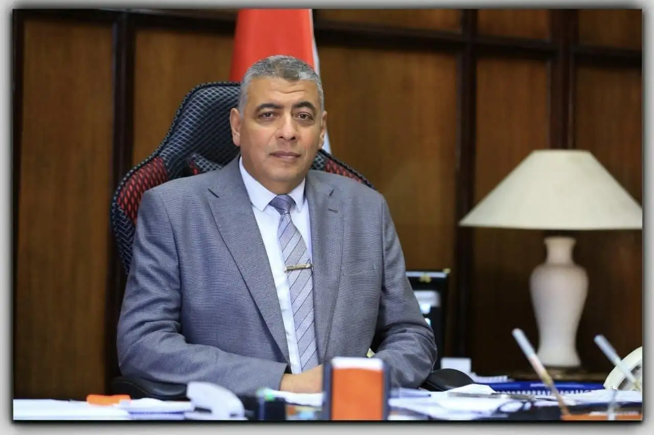 لإعادة الهيكلة وتعزيز كفاءة الآداء ''الفقي'' يعتمد حركة تنقلات وترقيات جديدة لقيادات كهرباء الإسكندرية 