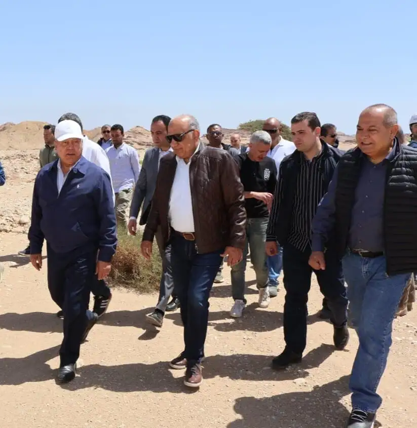 تنفيذا للتوجيه الرئاسي بإقامة مشروعات طاقة رياح بمنطقة جبل الجلالة... وزيرا ''النقل و  الكهرباء'' يبدآن جولة ميدانية تفقدية لمنطقة الجبل بمحافظة السويس، وبدء الخطوات التنفيذية للمشروع