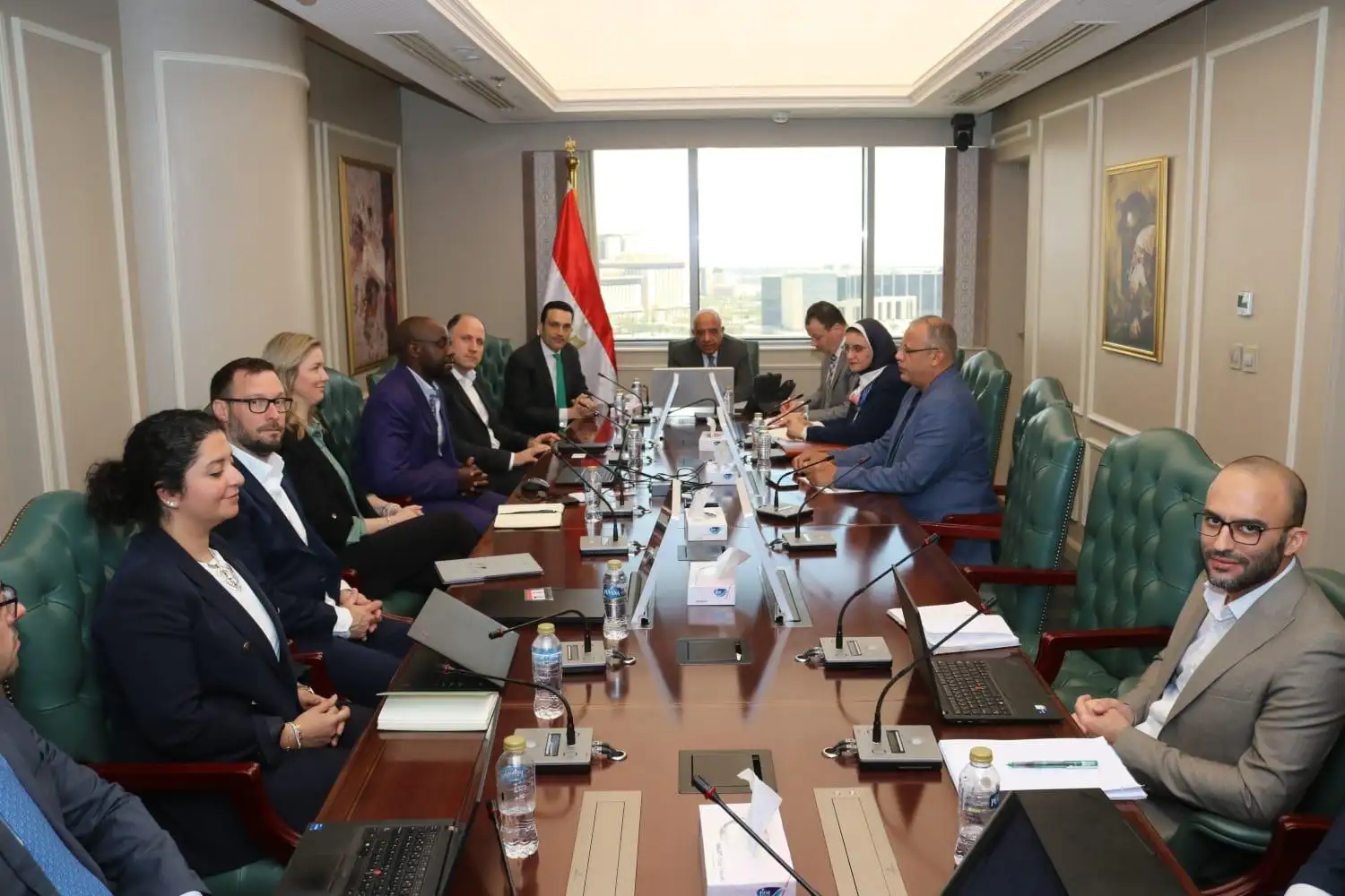 ''وزير الكهرباء'' يبحث مع شركة ''سكاتك النرويجية'' مجريات تنفيذ مشروعات الطاقة الشمسية وطاقة الرياح قدرة 3100 ميجاوات وبطاريات تخزين سعة 4000 ميجاوات ساعة في محافظات البحر الأحمر، وقنا، والمنيا، والإسكندرية