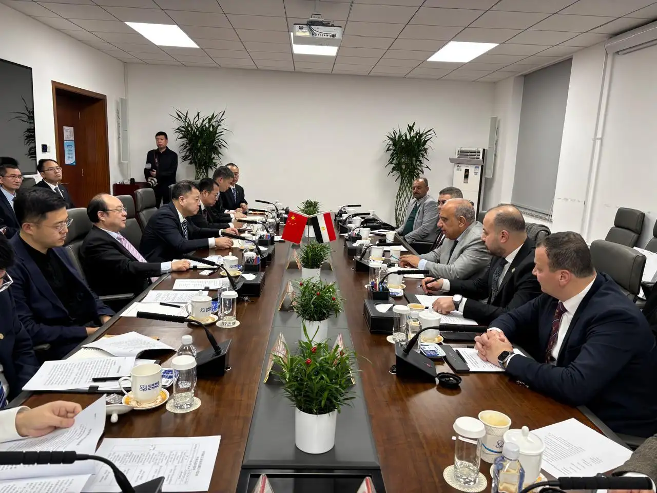 ''وزير الكهرباء'' يبحث مع مدير مجموعة المؤسسة الوطنية الصينية للطاقة النووية التعاون والشراكة فى مجالات الاستكشاف والاستخراج والاستخلاص وتطوير الدراسات والأبحاث