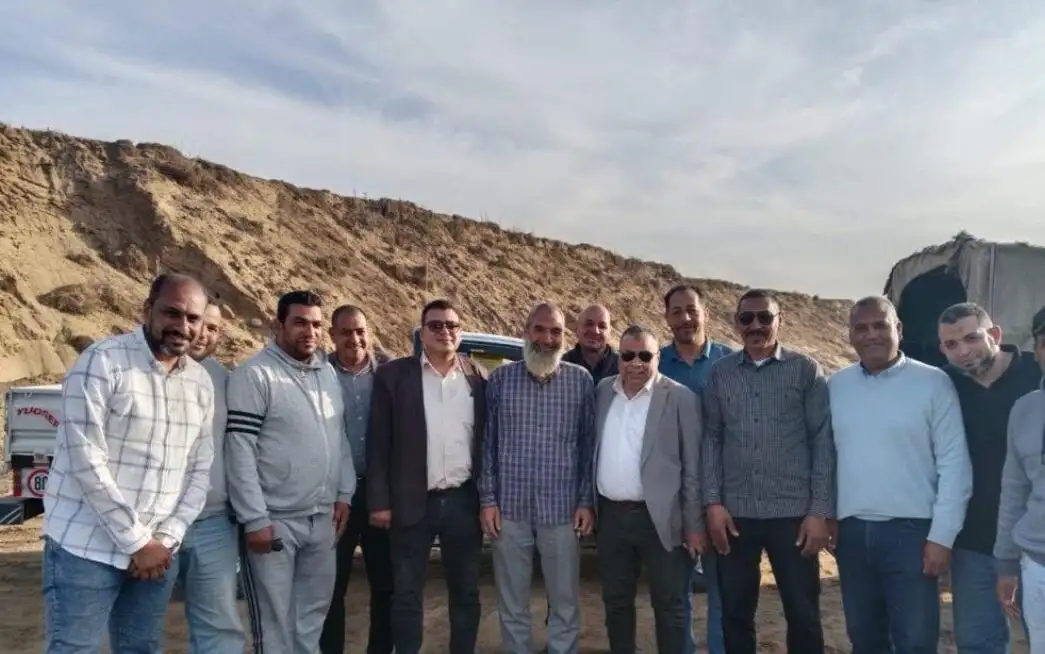 'عبد الشافي' يتفقد أعمال مد كابلات التغذية الكهربائية لمشروع 'مستقبل مصر' للإنتاج الزراعي بحضور قيادات 'جنوب القاهرة' 