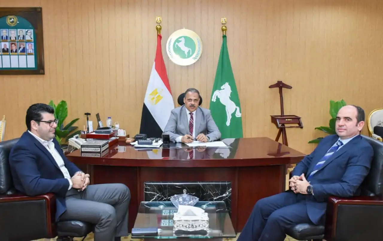''محافظ الشرقية'' يلتقي رئيس ''قطاعات كهرباء الشرقية والمدن الجديدة'' لتهنئته بمهام منصبه الجديد وتعزيز أوجه التعاون المشترك 